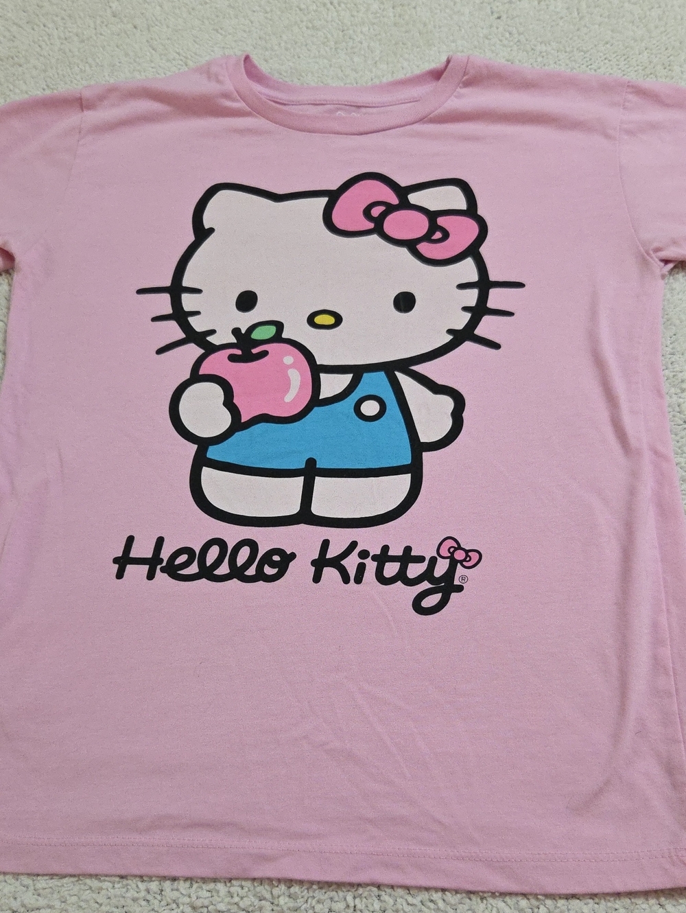 SANRIO HELLO KITTY TSHIRT